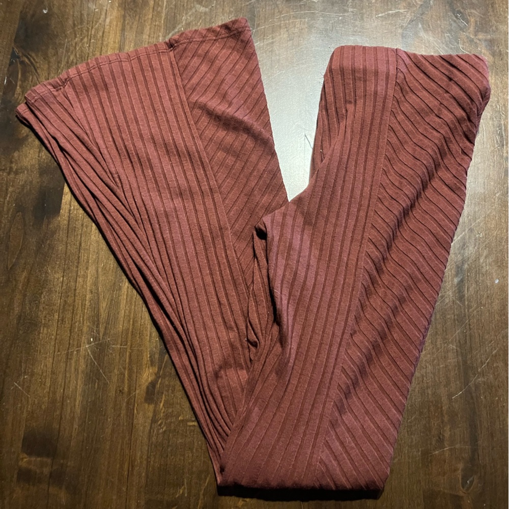 Flare leggings size small.